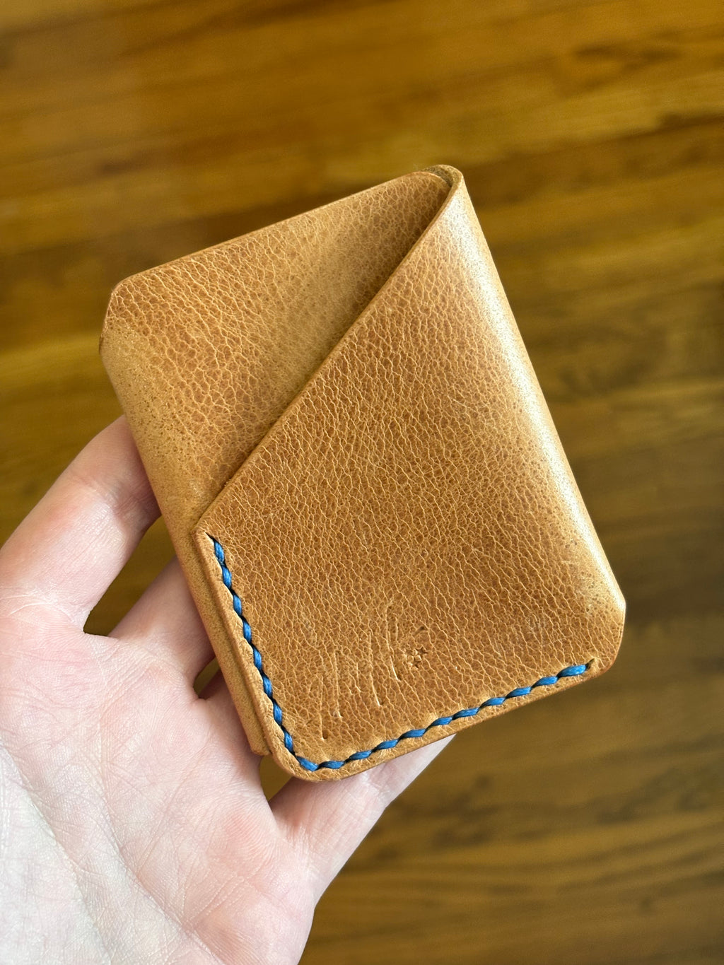 Whiskey Pull-Up (veg tan) Minimalist Card Wallet (Left-Handed) - Sapphire Stitch